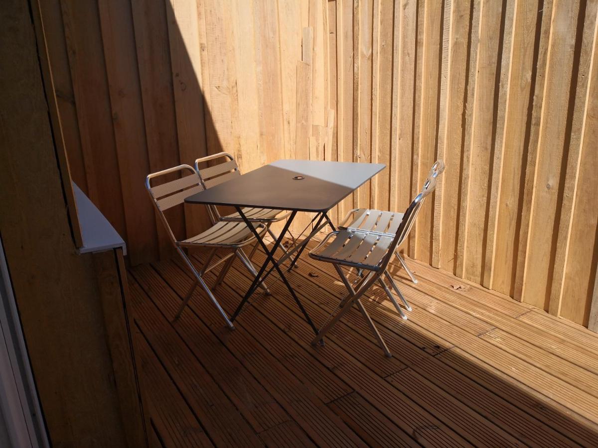 Studio En Plein Centre Ville A 8 Minutes De L'Ocean Le Porge Exterior foto